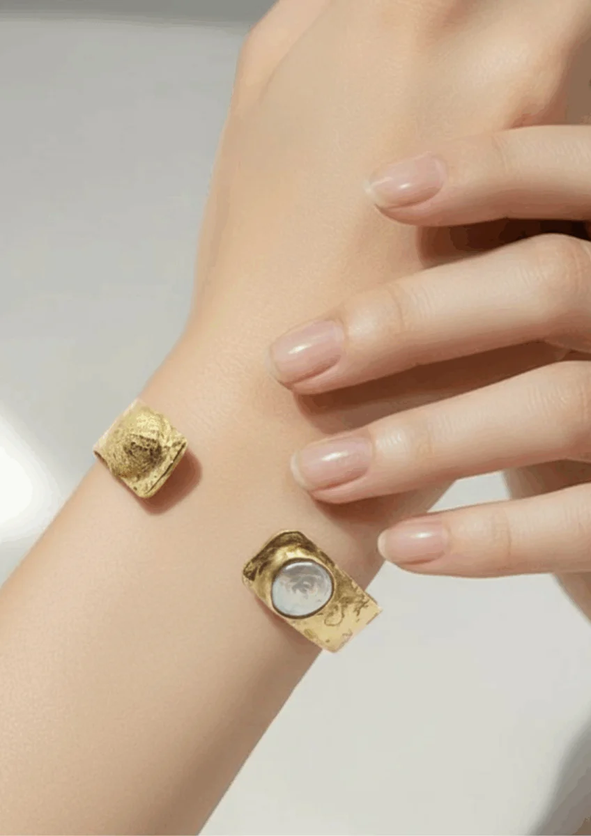 Bijoux créés avec le cœur, façonnés avec la Mer.